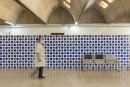 Painel de azulejos, Hospital Regional de Taguatinga, 1974, Taguatinga - DF, Brasil. <em>Foto: Edgard Cesar  </em>