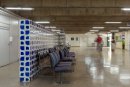 Painel de azulejos, Hospital Regional de Taguatinga, 1974, Taguatinga - DF, Brasil . <em>Foto: Edgard Cesar  </em>